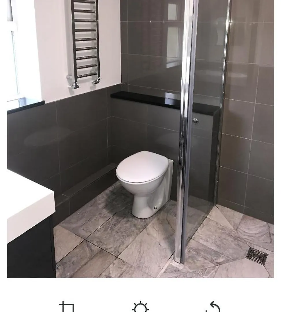 Luxurious Soft Water Air Conditioning Tv 5 Bed Arcade House London